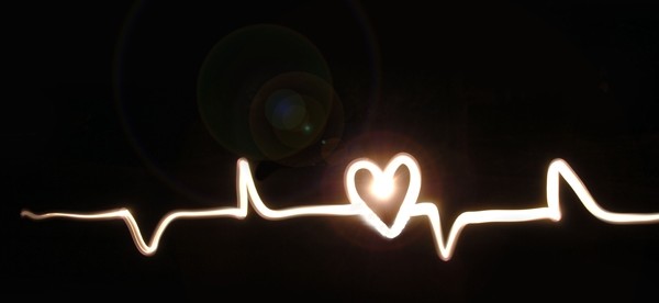 сердце на кардиограмме